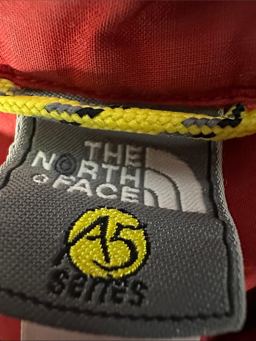 The North Face A5 Red with Black Designs button down Short Sleeve shirt L - Picture 2 of 7